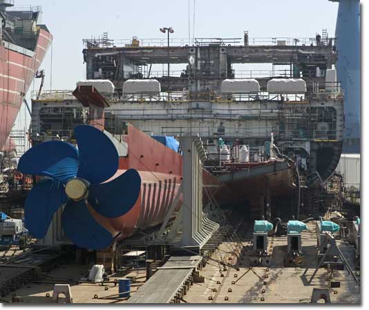 A stern view of T-AKE 3 under construction in April 2006