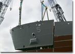 The final bow section of T-AKE 5 weighs over 500 tons.